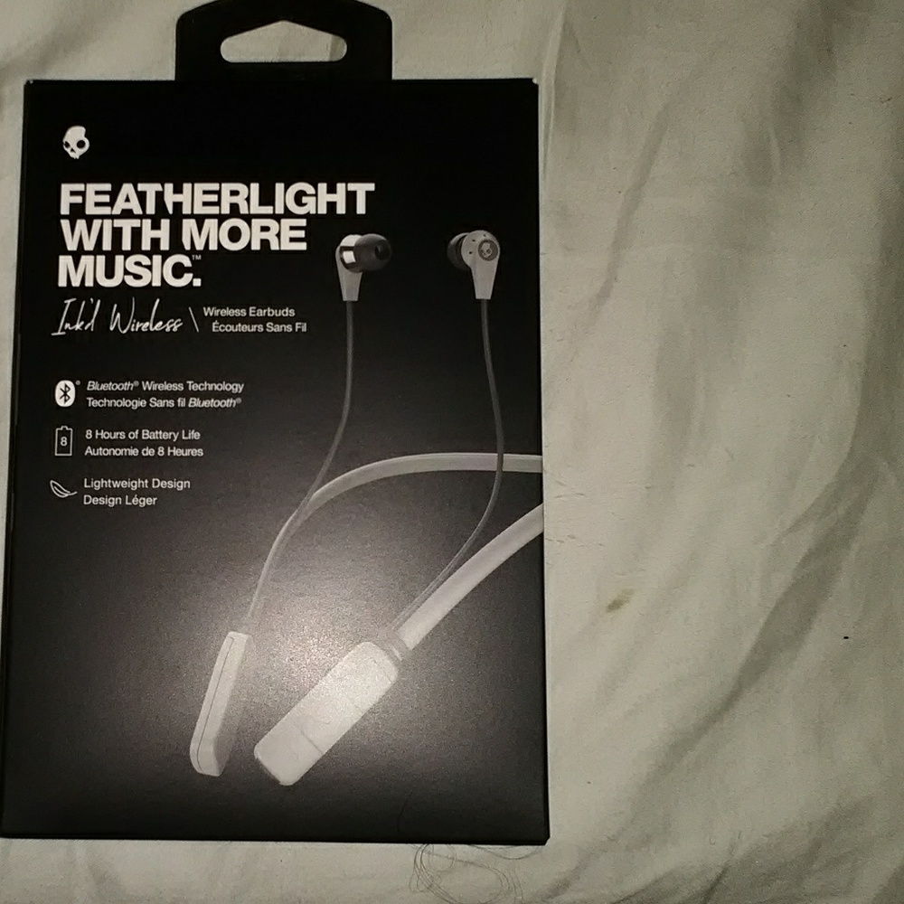 Brand New Skullkandy wireless earbuds